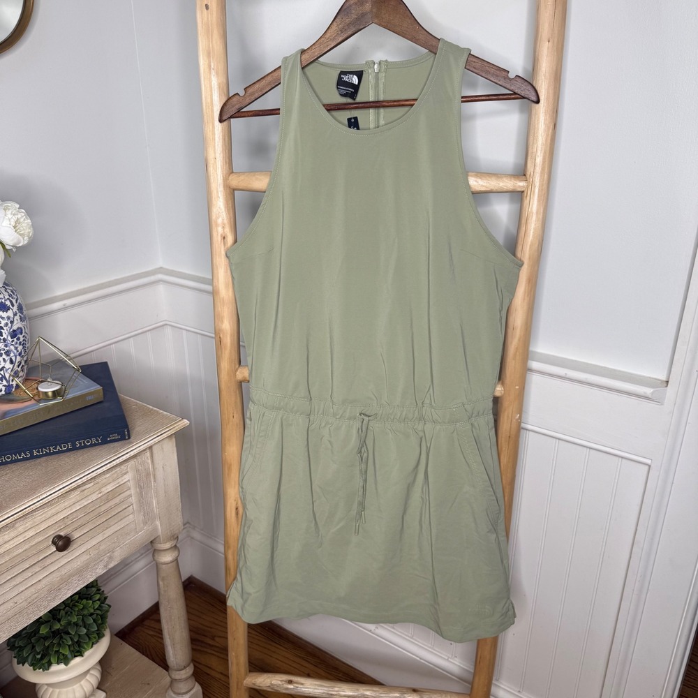 The North Face FlashDry Skort Dress Sage Green Sleeveless Drawstring Large NEW